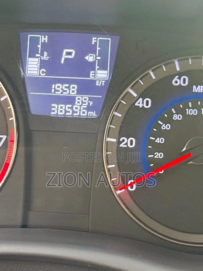 Hyundai Accent SE Sedan 2016 Silver