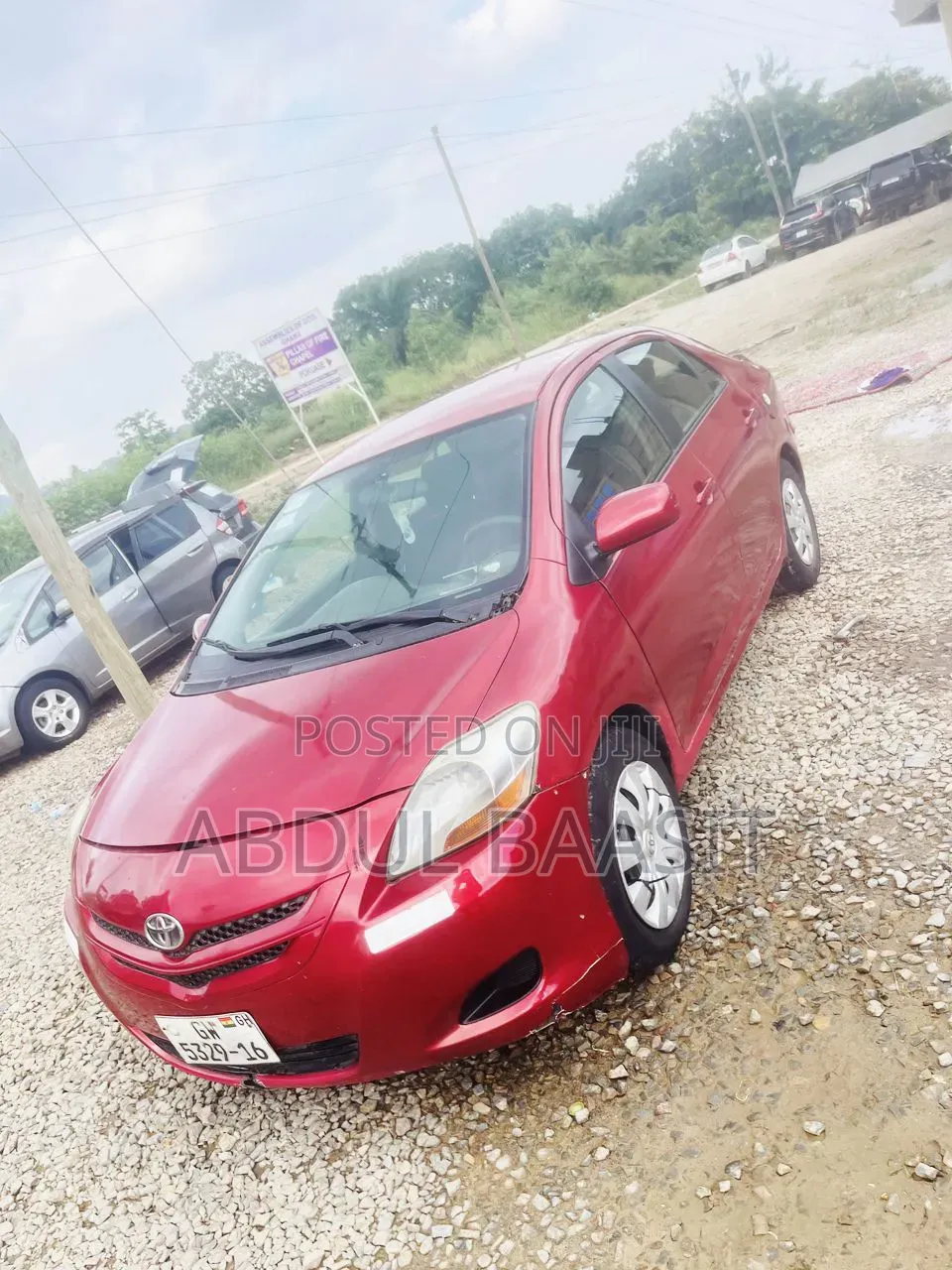 Toyota Yaris Base Hatchback 5dr 2010 Red