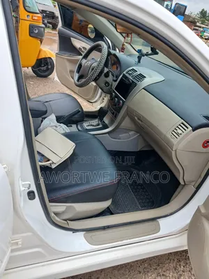 Toyota Corolla S 4dr Sedan (1.8L 4cyl 4A) 2013 White