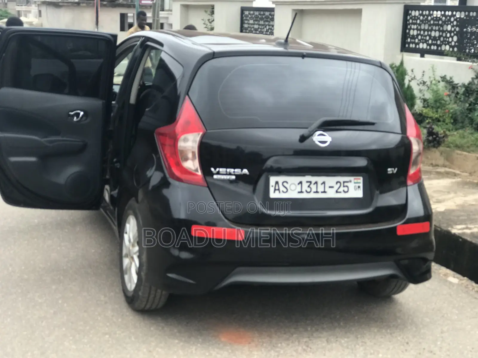 Nissan Versa 2019 Black
