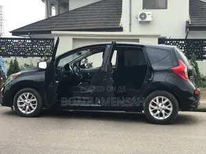 Nissan Versa 2019 Black