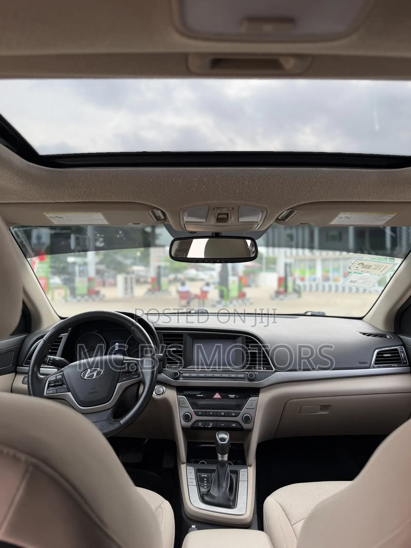 Hyundai Elantra 2018 White