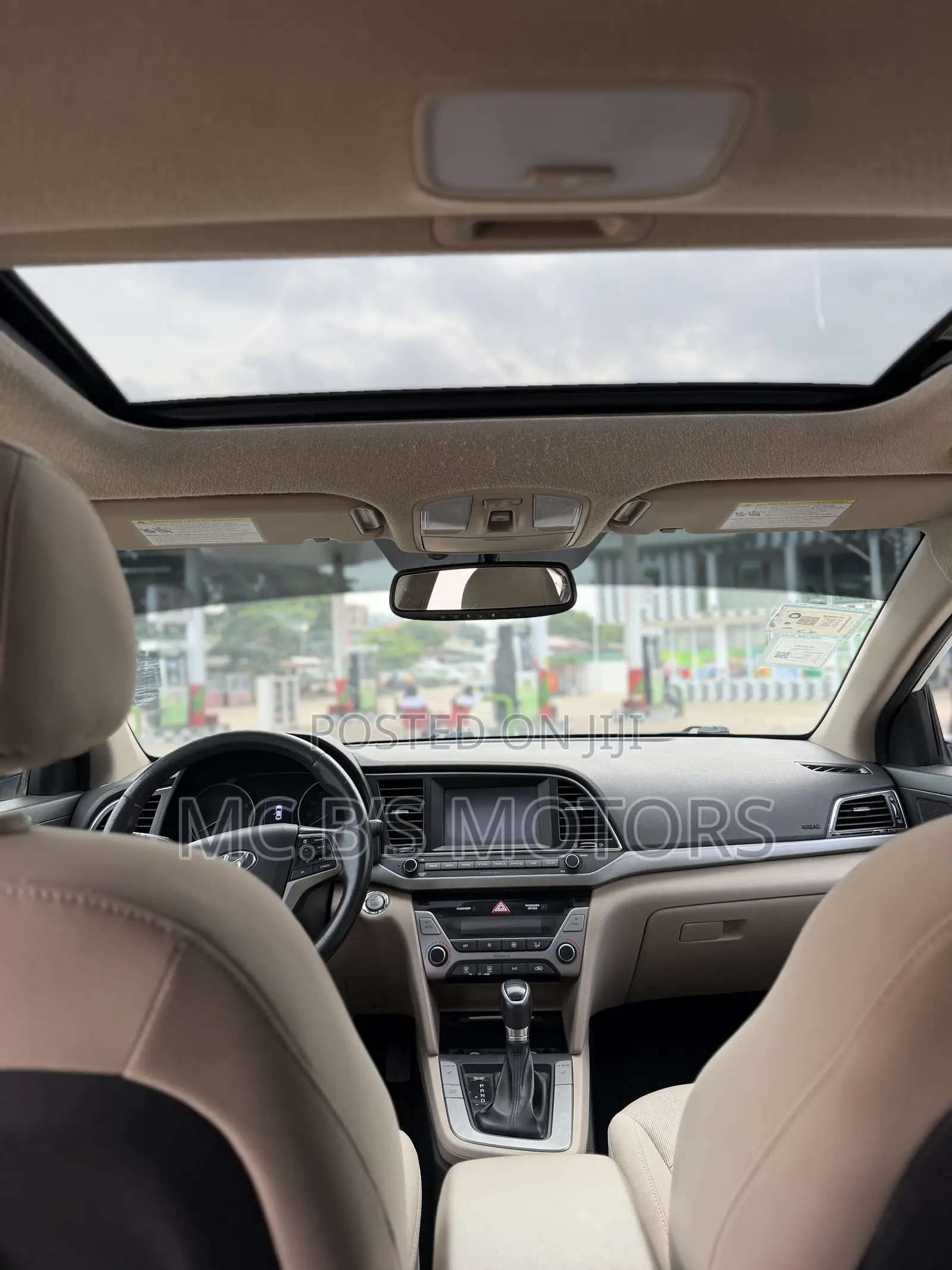 Hyundai Elantra 2018 White
