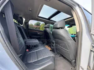 Honda CR-V 2022 Gray