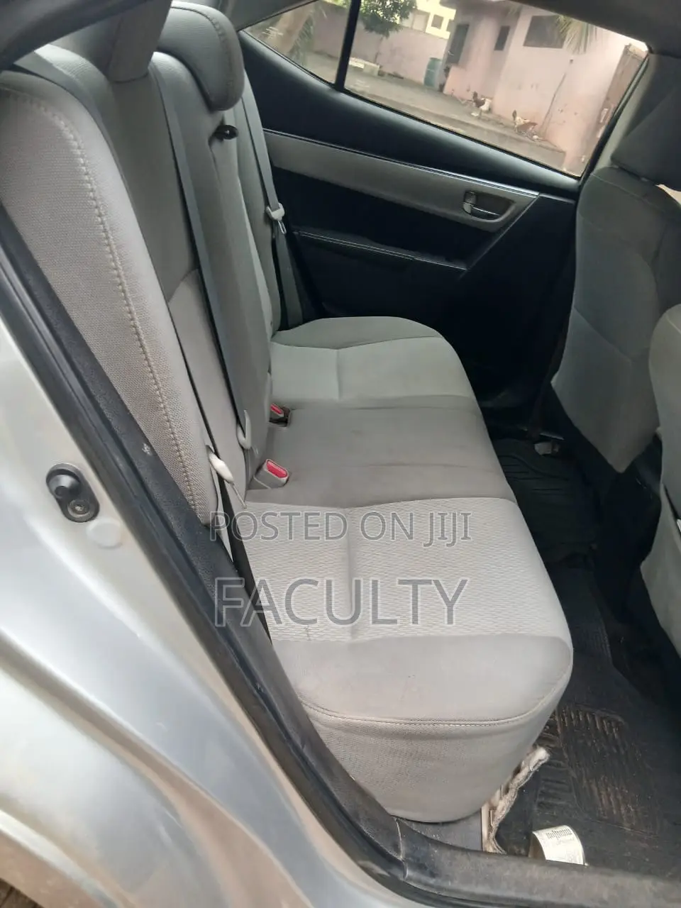 Toyota Corolla 2015 Silver