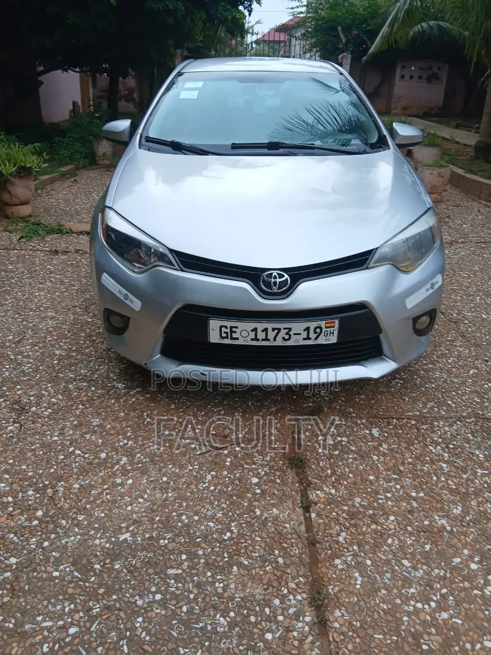 Toyota Corolla 2015 Silver