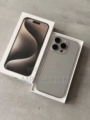 Apple iPhone 15 Pro Max 256 GB Silver