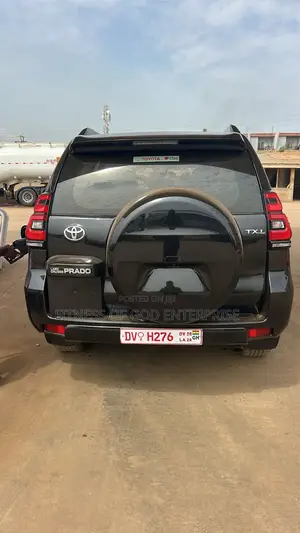 Toyota Land Cruiser Prado 2021 Black