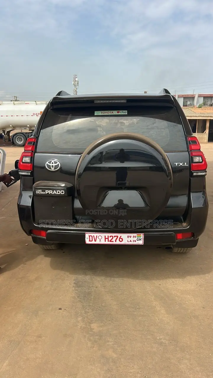 Toyota Land Cruiser Prado 2021 Black