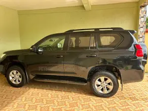 Toyota Land Cruiser Prado 2021 Black