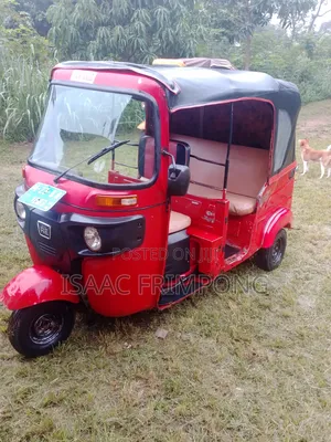 Bajaj RE 2023 Red