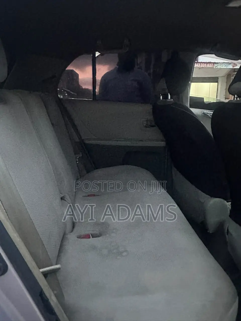 Toyota Vitz 1.3 AWD 3dr 2010 Beige