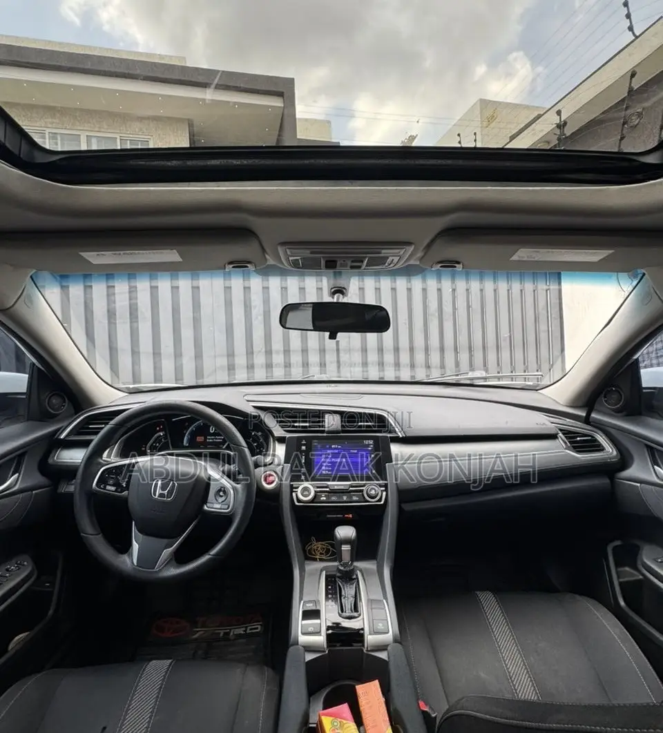 Honda Civic 2017 White
