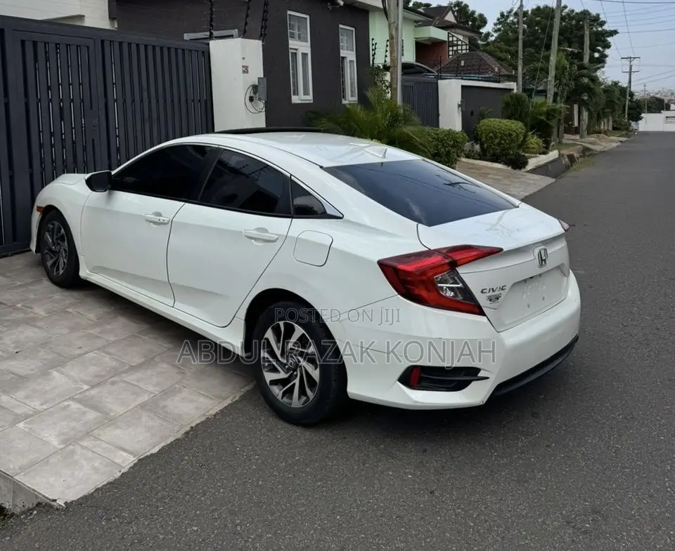 Honda Civic 2017 White