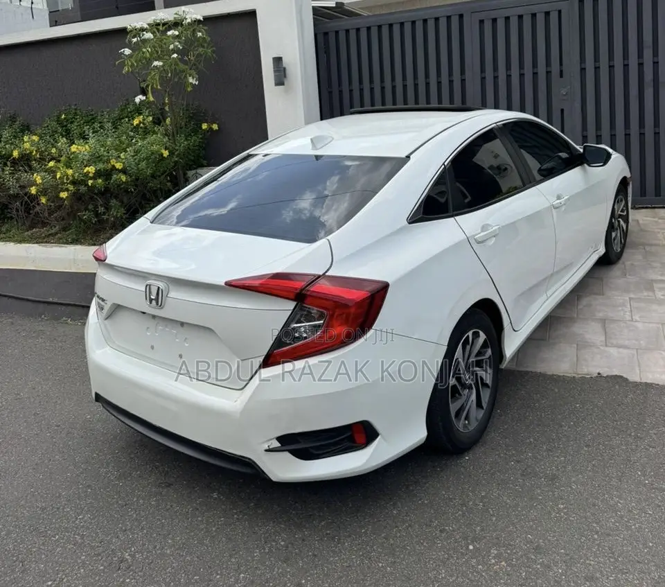 Honda Civic 2017 White