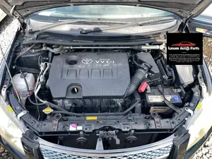 Toyota Genuine Corolla VVT-I Engine Top Cover From 2009 to 2016