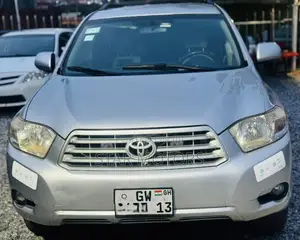 Toyota Highlander 2010 Silver