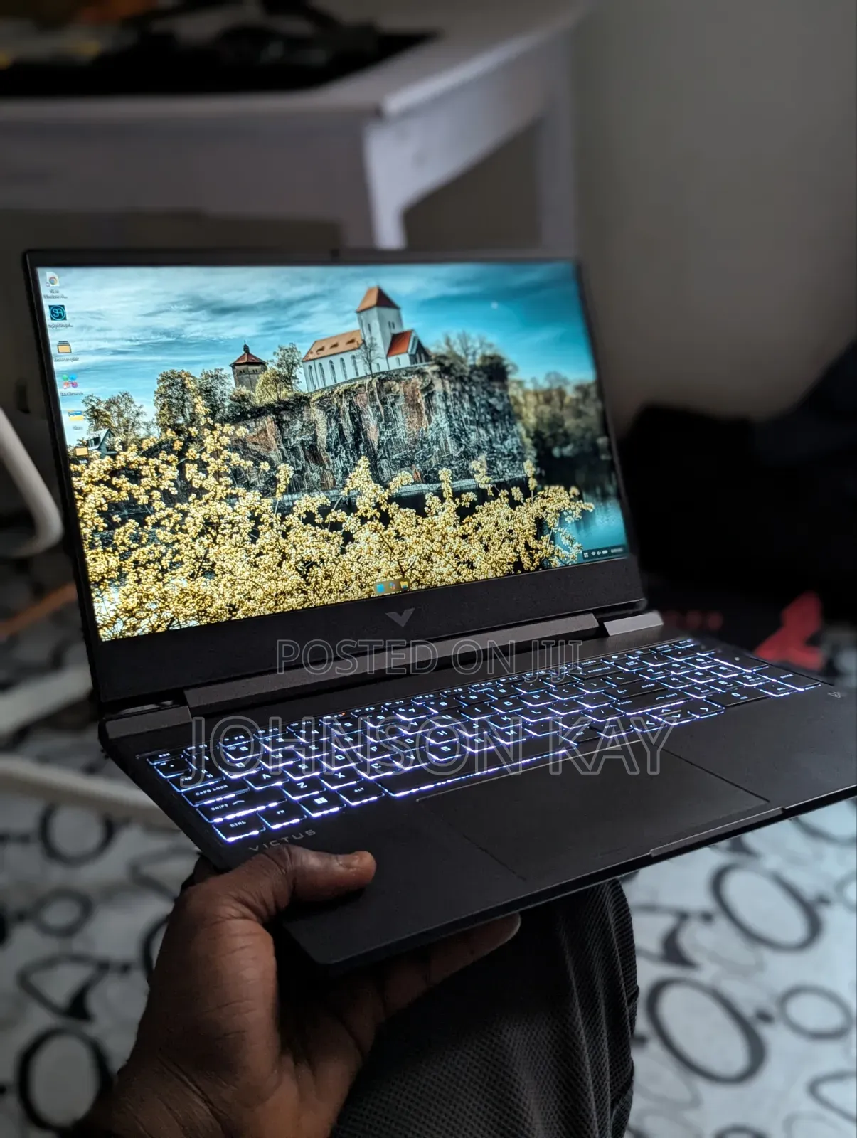 New Laptop HP Victus 15 24GB AMD Ryzen 5 SSD 512GB