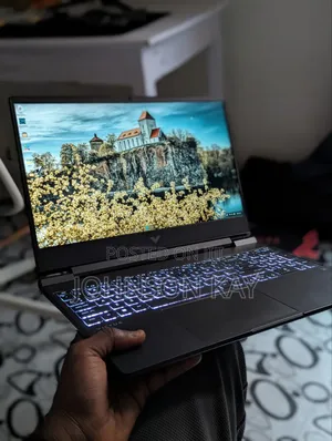 New Laptop HP Victus 15 24GB AMD Ryzen 5 SSD 512GB