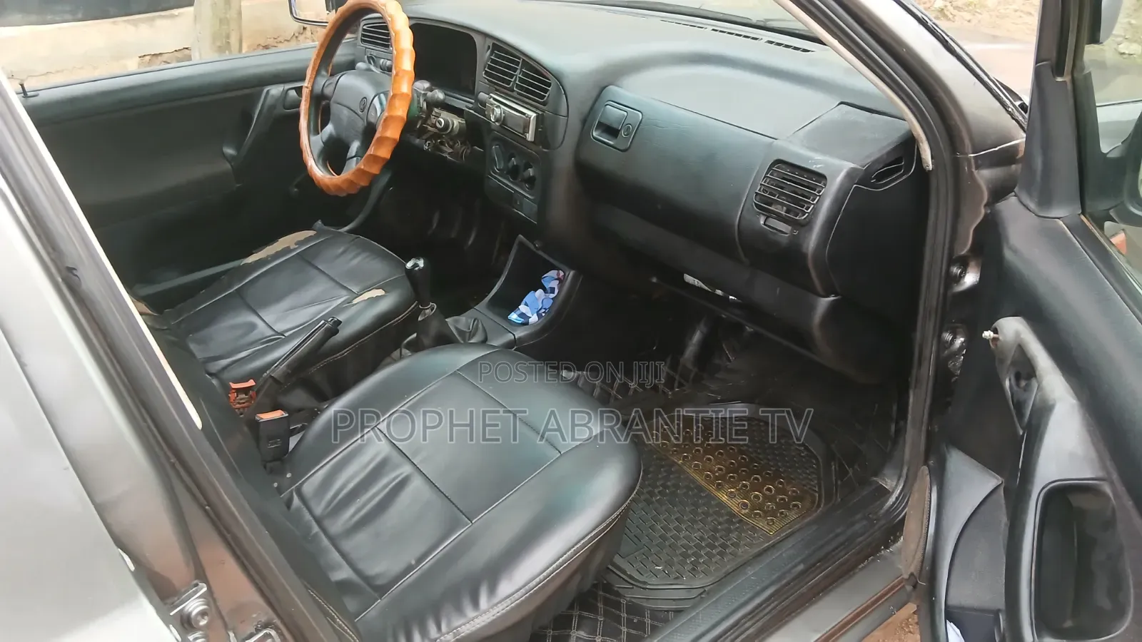 Volkswagen Golf 1999 Gray