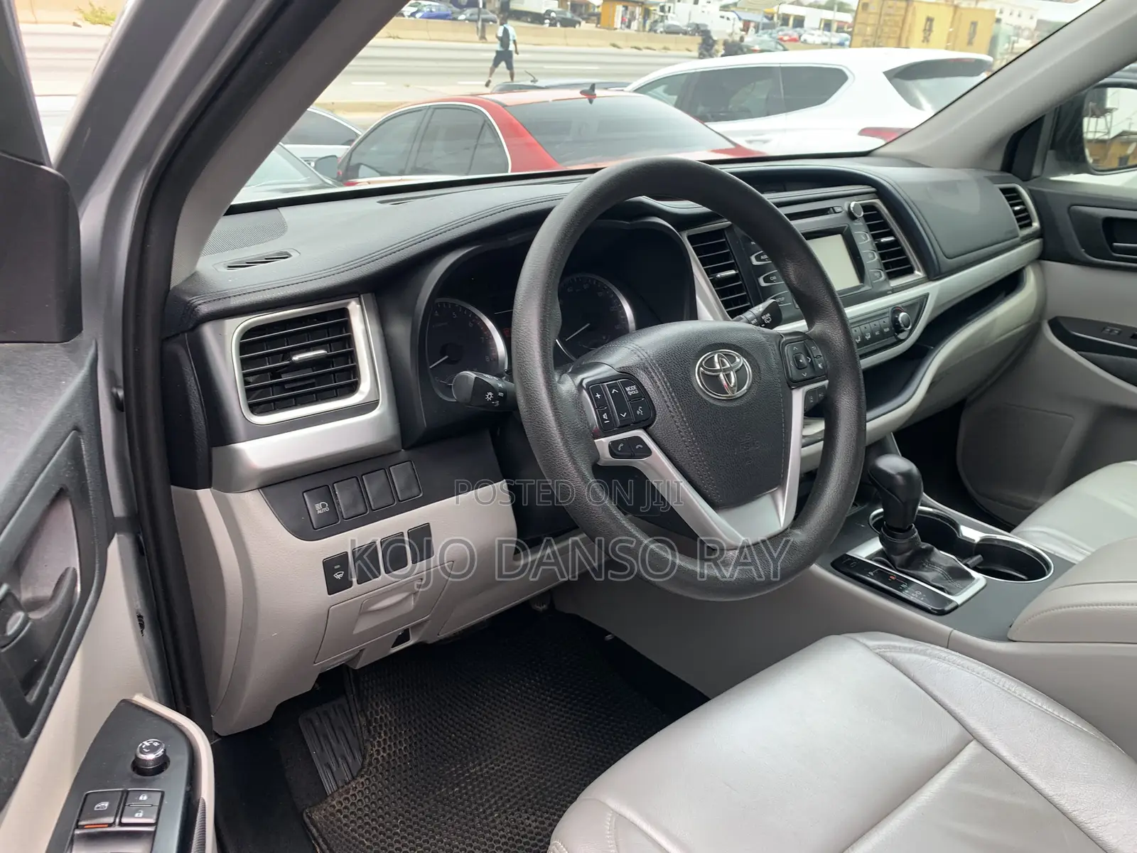 Toyota Highlander Limited 2019 Silver