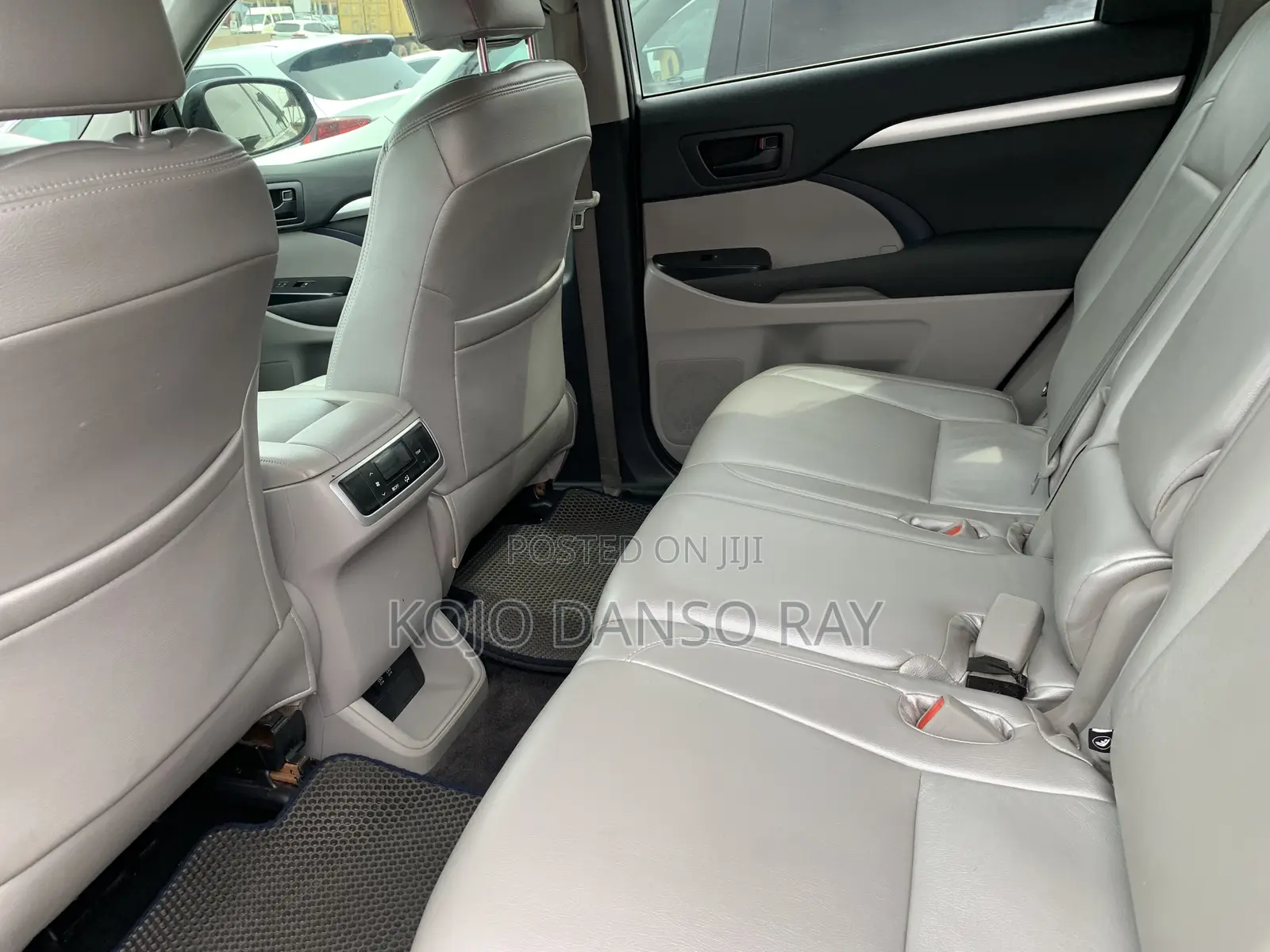 Toyota Highlander Limited 2019 Silver