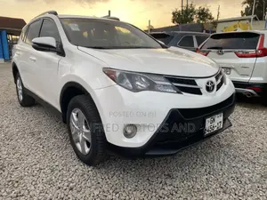 Toyota RAV4 LE 4dr SUV AWD (2.5L 4cyl 6A) 2015 White