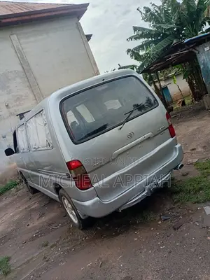 Toyota HiAce 2008 Silver
