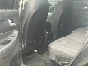 Hyundai Santa Fe SEL 2021 Black