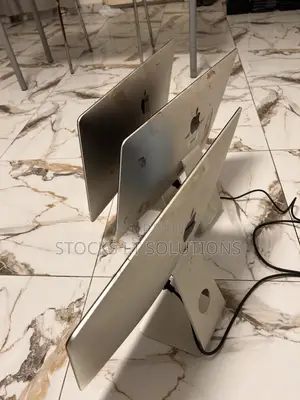 Desktop Computer Apple iMac 8GB Intel Core i5 SSD 500GB