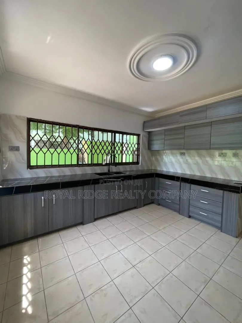 Furnished 3bdrm House in Spintex Around 18, Accra Metropolitan for rent