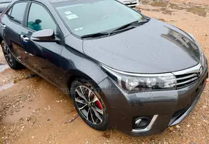 Toyota Corolla 2015 Gray