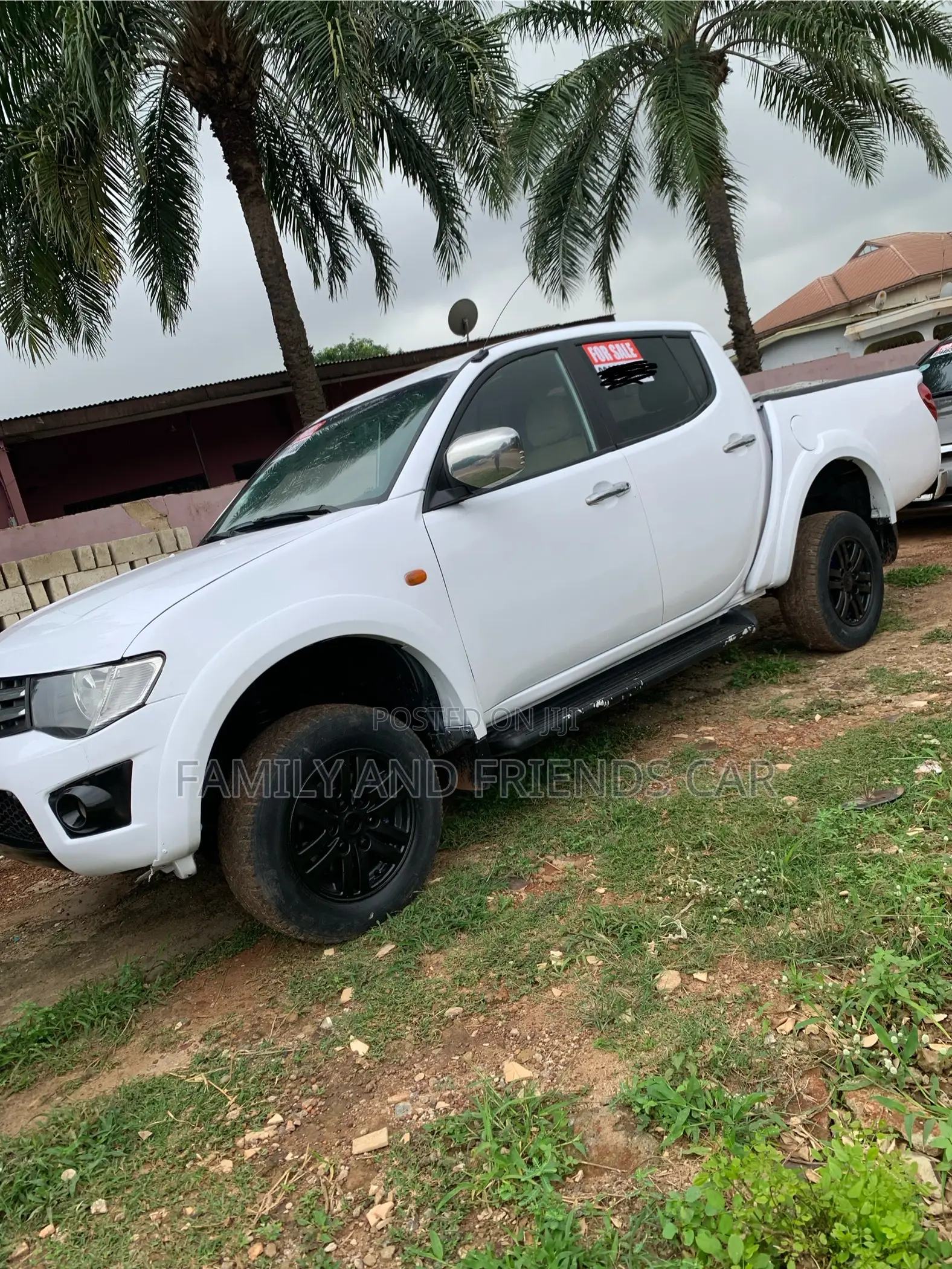 Mitsubishi L200 2010 White