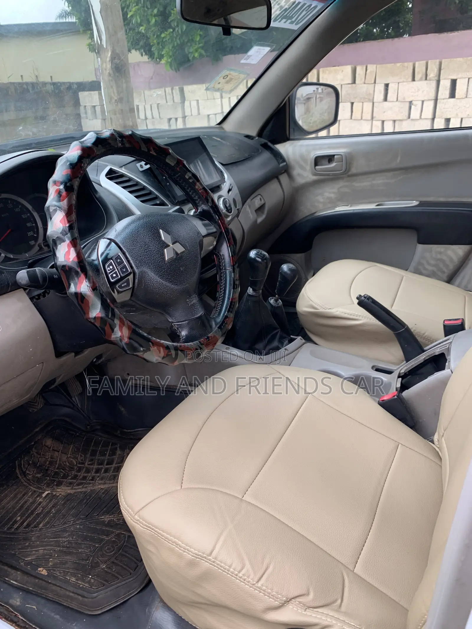 Mitsubishi L200 2010 White