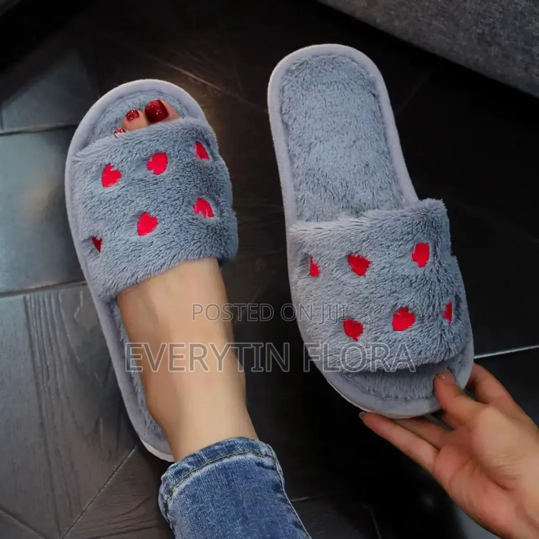 Women’S Plush Open-Toe Furry Slippers