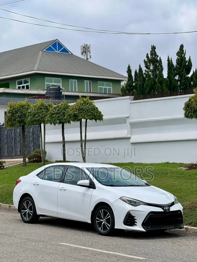 Toyota Corolla L 4dr Sedan (1.8L 4cyl CVT) 2017 White