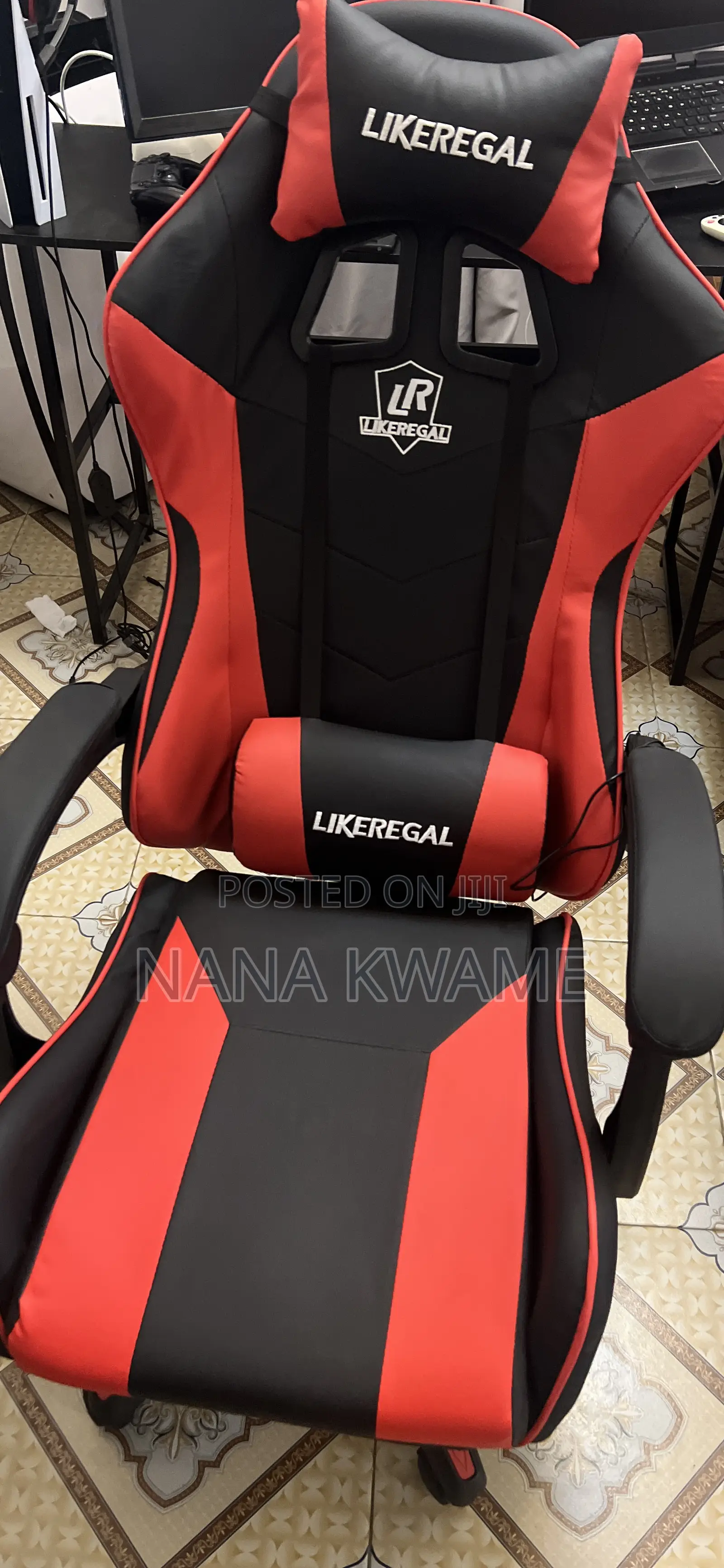 Gaming Chair With Massager And Leg Rest
