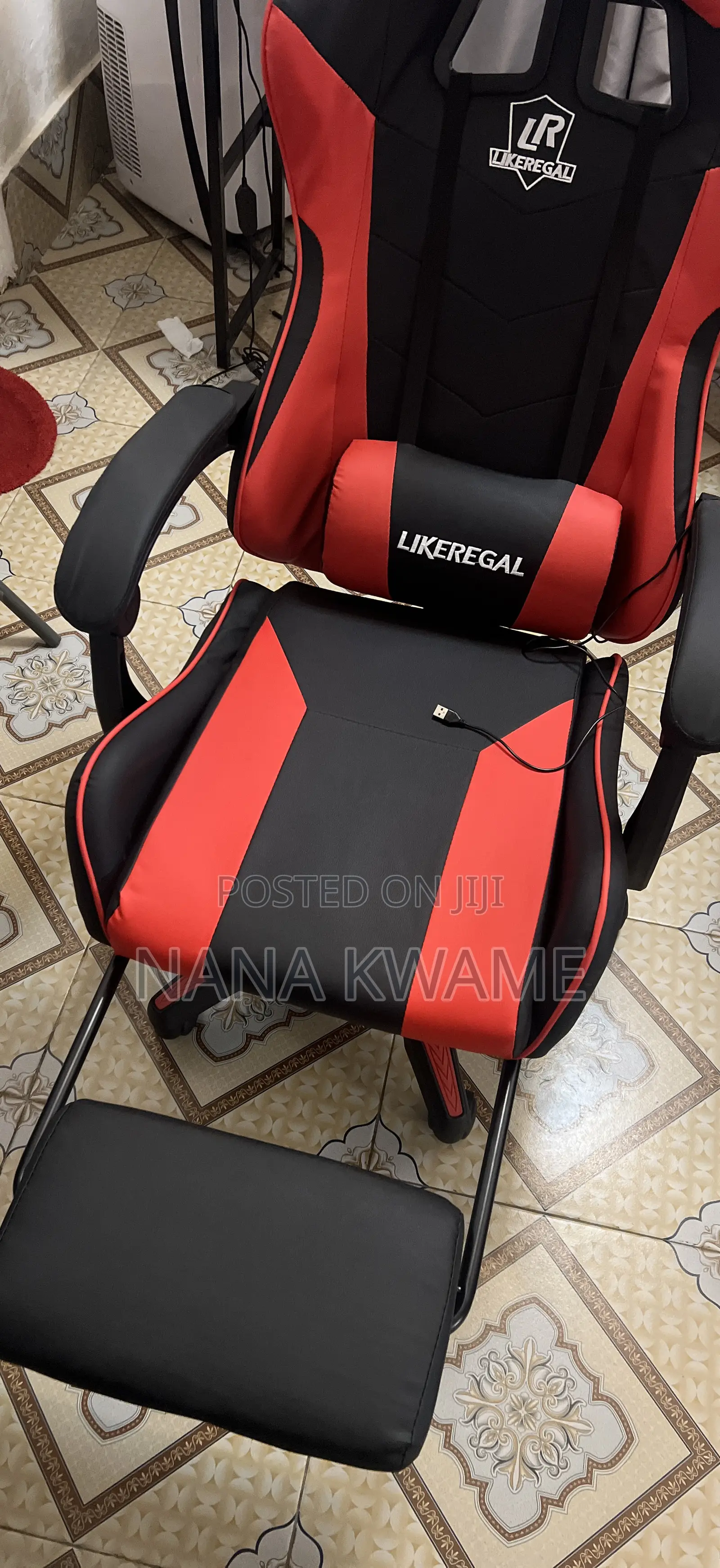 Gaming Chair With Massager And Leg Rest