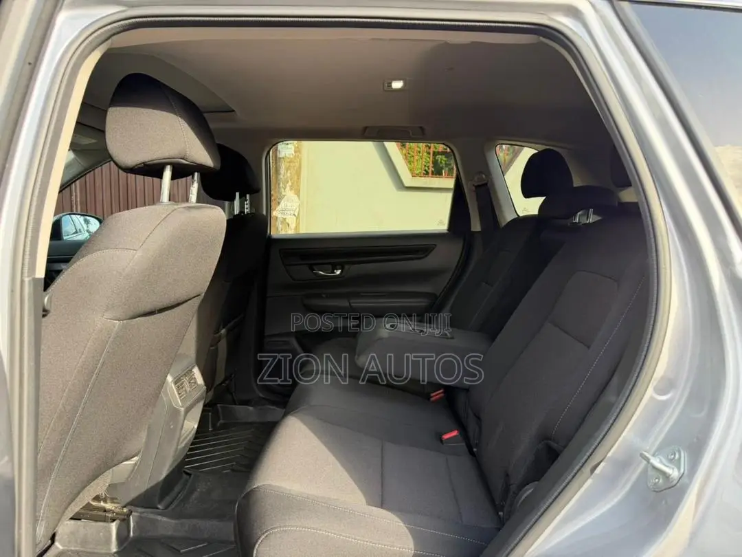 Honda CR-V LX AWD 2023 Silver