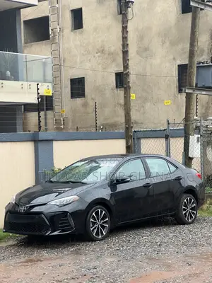 Toyota Corolla SE (1.8L 4cyl 2A) 2019 Black