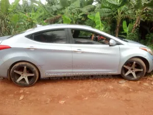 Hyundai Elantra Limited 4dr Sedan (1.8L 4cyl 6A) 2014 Gray