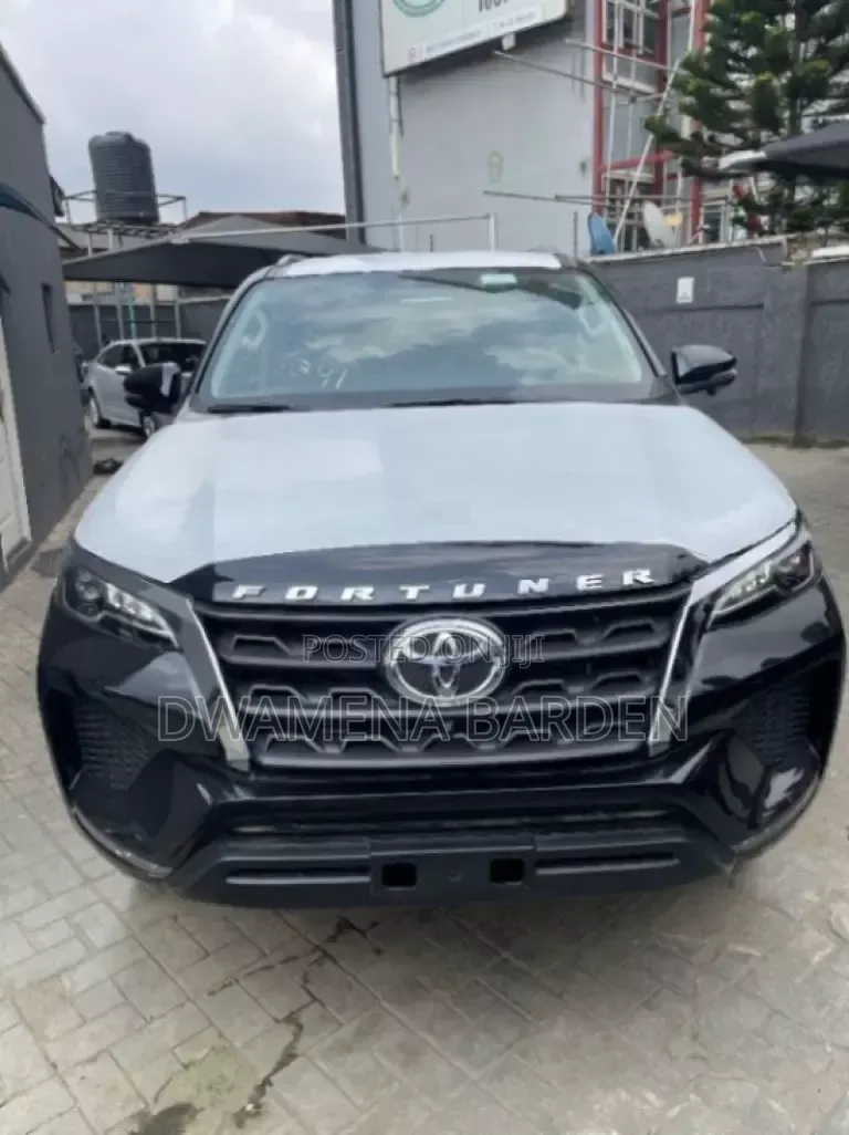 New Toyota Fortuner 2025 Black