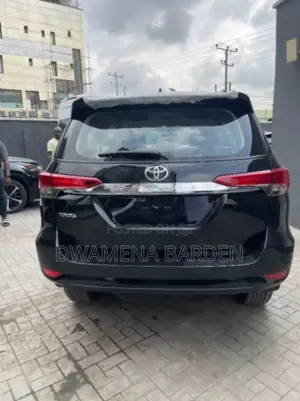 New Toyota Fortuner 2025 Black