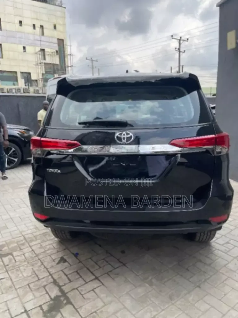 New Toyota Fortuner 2025 Black