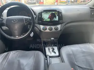 Hyundai Elantra 2010 Blue