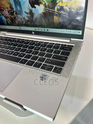 Laptop HP EliteBook 830 G7 8GB Intel Core i5 SSD 256GB