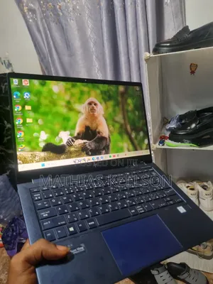 New Laptop HP Elite Dragonfly G2 8GB Intel Core i5 SSD 250GB