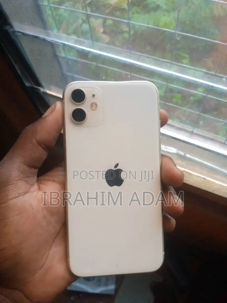 Apple iPhone 11 128 GB White