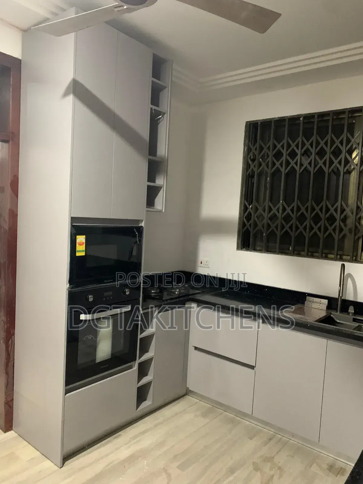 Custom Wardrobes, Closets, Tv Units and Kitchen Cabinets Packages