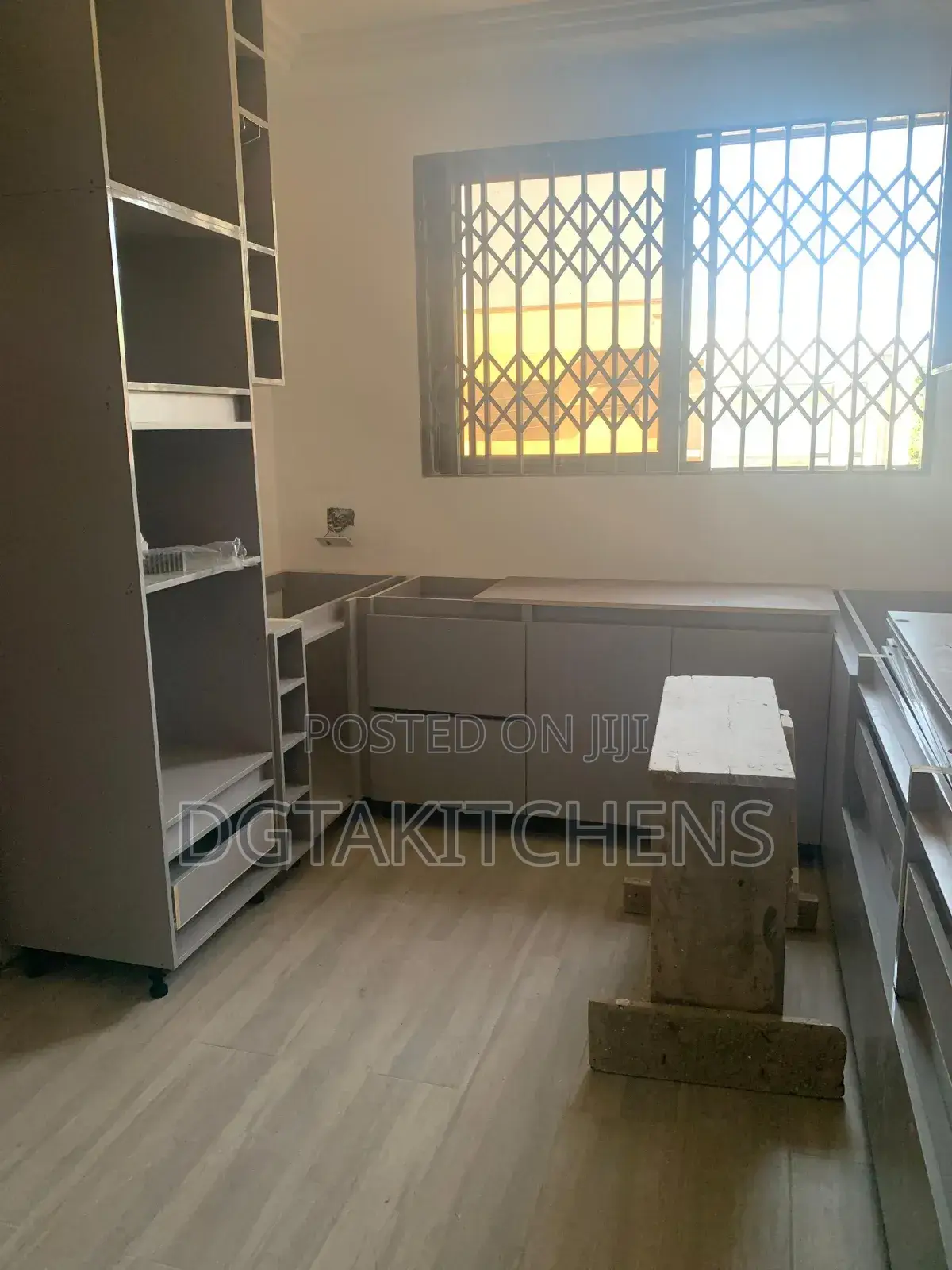 Custom Wardrobes, Closets, Tv Units and Kitchen Cabinets Packages